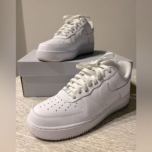 Nike Air Force One White size 10 great condition